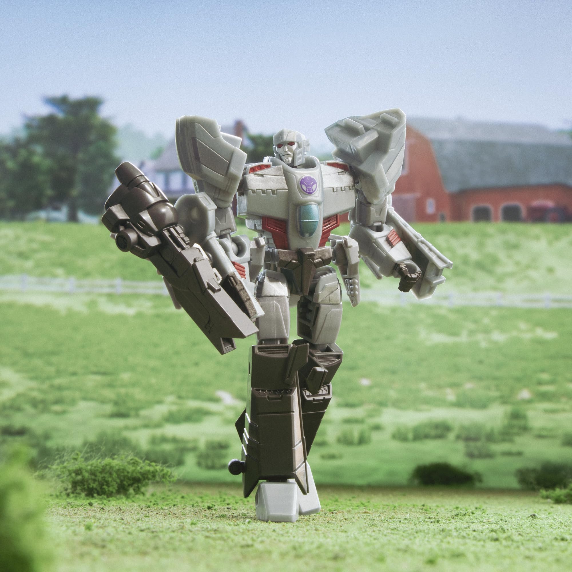 Transformers EarthSpark Megatron Deluxe Class Action Figure | 12.5cm | 11 Steps | Ages 6+ 5