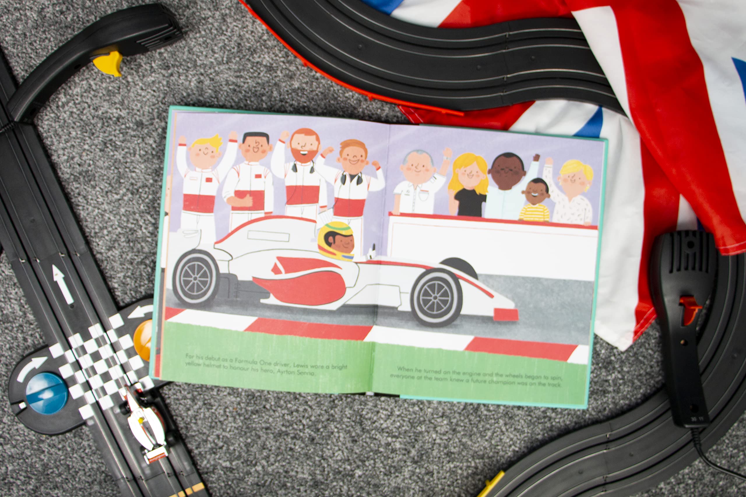 Frances Lincoln Lewis Hamilton (97) (Little People, BIG DREAMS) Hardcover Book 3
