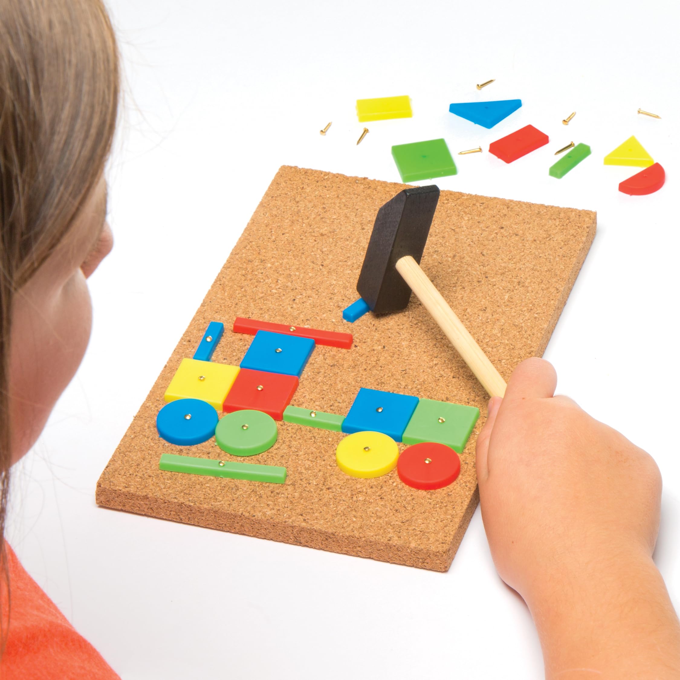 Baker Ross AR298 Tap a Picture Art Kit for Kids, Cork Board Craft Set with Hammer, Tacs & Shapes 6