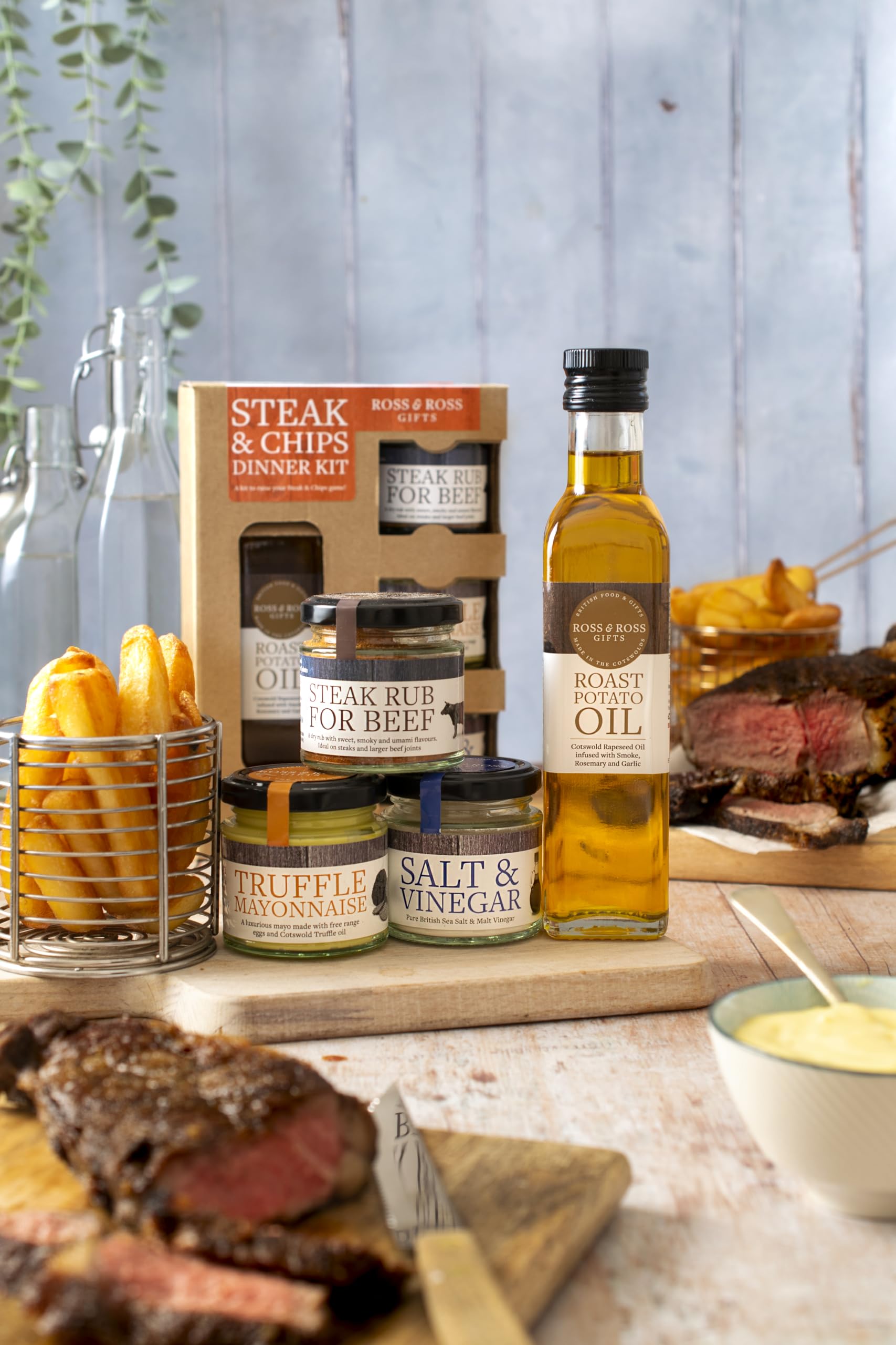 Ross & Ross Gifts - Steak and Chips Quad Kit with Roast Potato Oil, Steak Rub, Salt & Vinegar Salt, Truffle Mayonnaise 4
