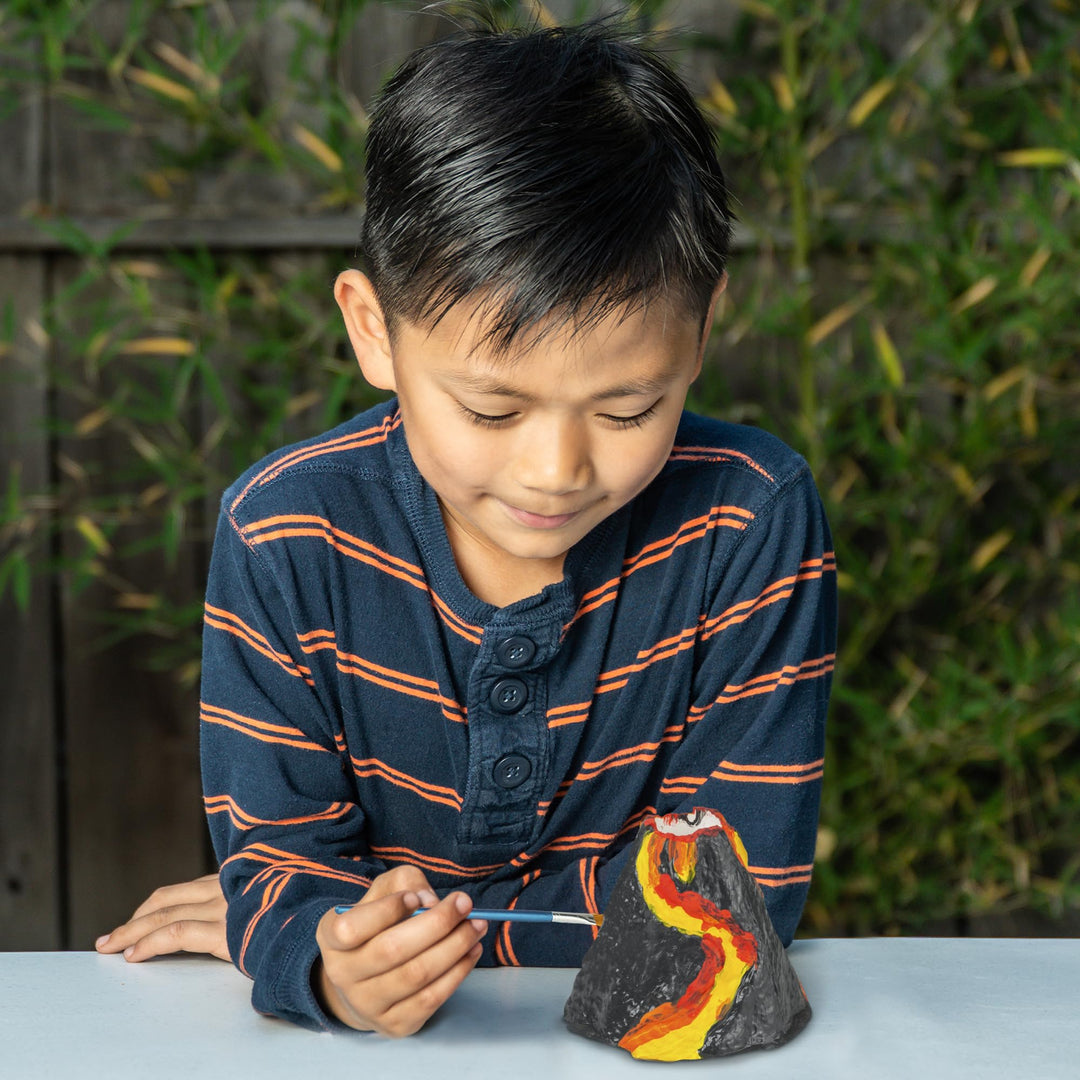 National Geographic Make Your Own Volcano Kit - Erupting Volcano Science Experiment Set for Kids 8+