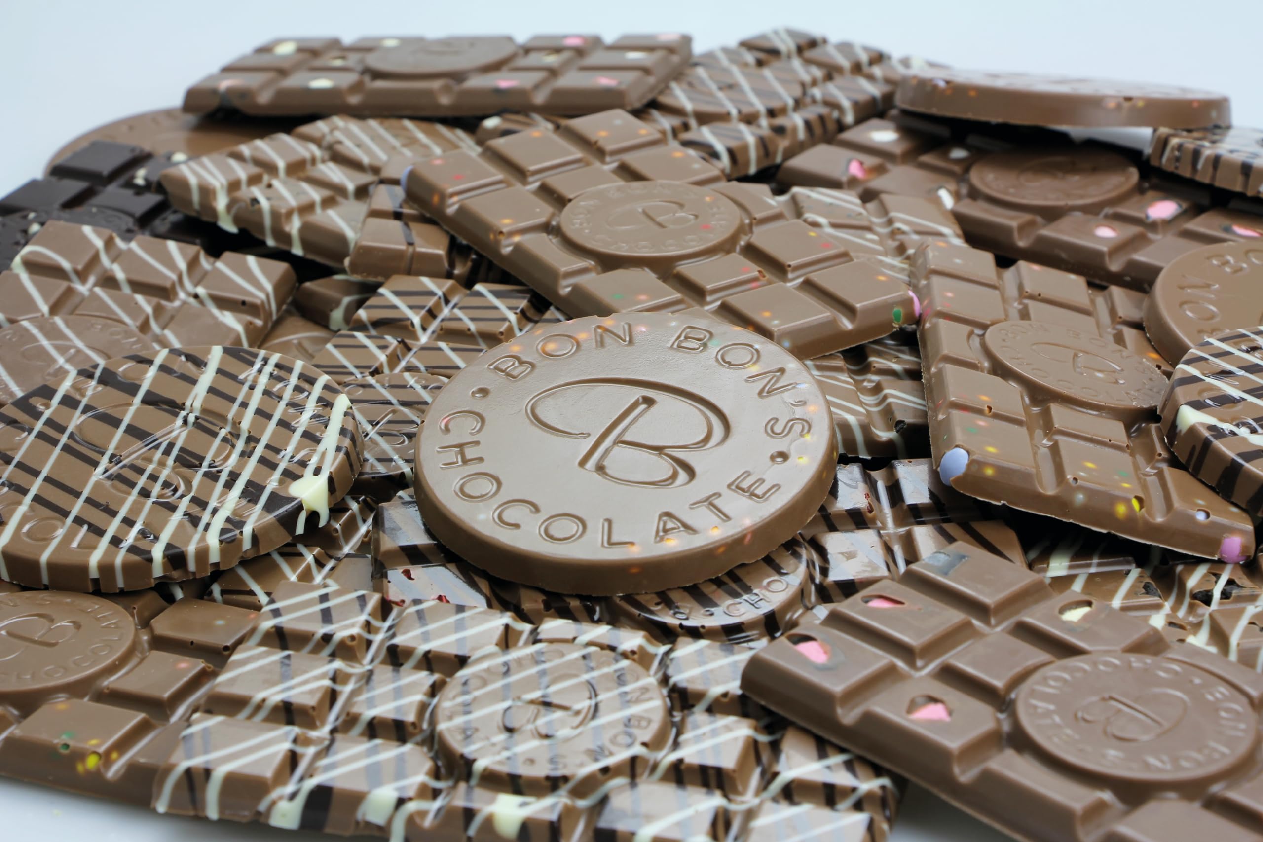 Bon Bons Milk Chocolate Honeycomb Crunch Bar - 70g | Handcrafted by Chocolatiers 3