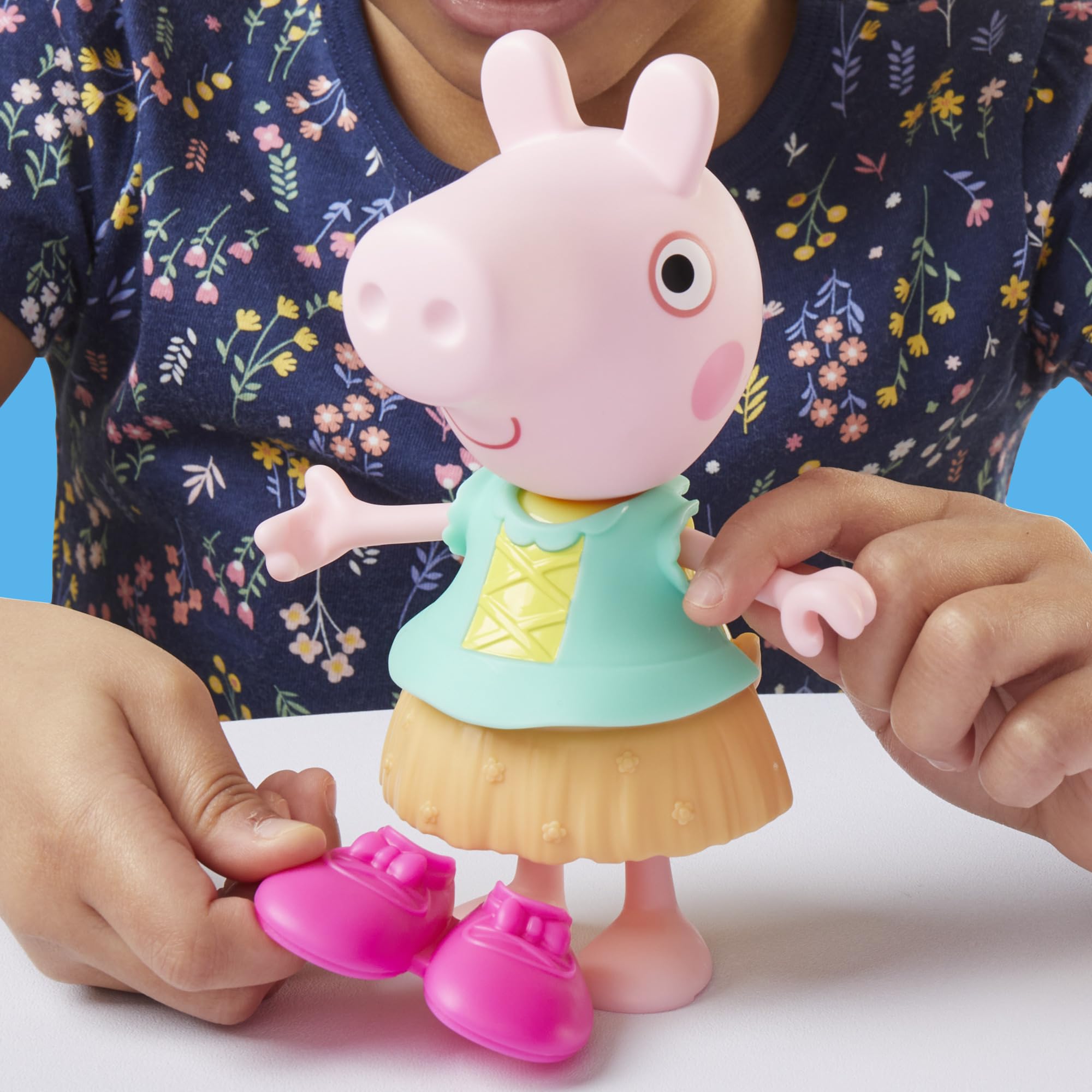 Peppa Pig Peppa's Dress-Up Wardrobe Playset - 15cm Figure | 14 Accessories | Ages 3+ 9