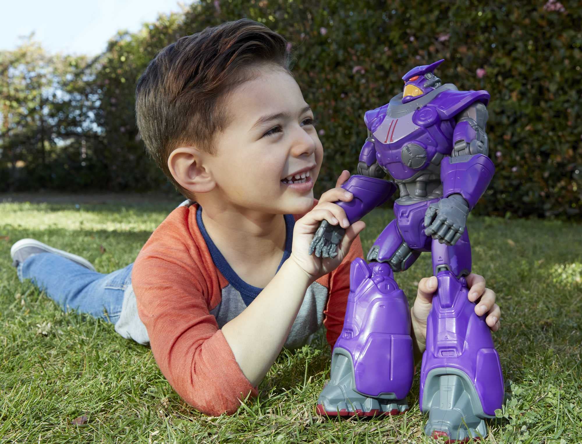 Disney Pixar Lightyear Large Scale Zurg Action Figure -13.75 Inch,11 Joints, Ages4+ 8