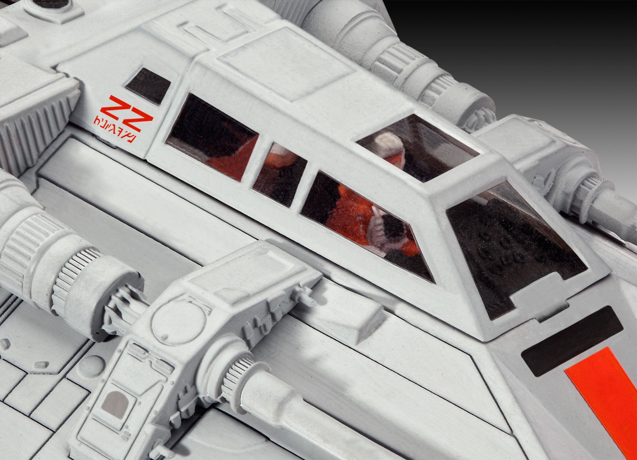 Revell Star Wars Snowspeeder Plastic Model Kit | Skill Level 3 | 100mm Length | Ages 10+ 4