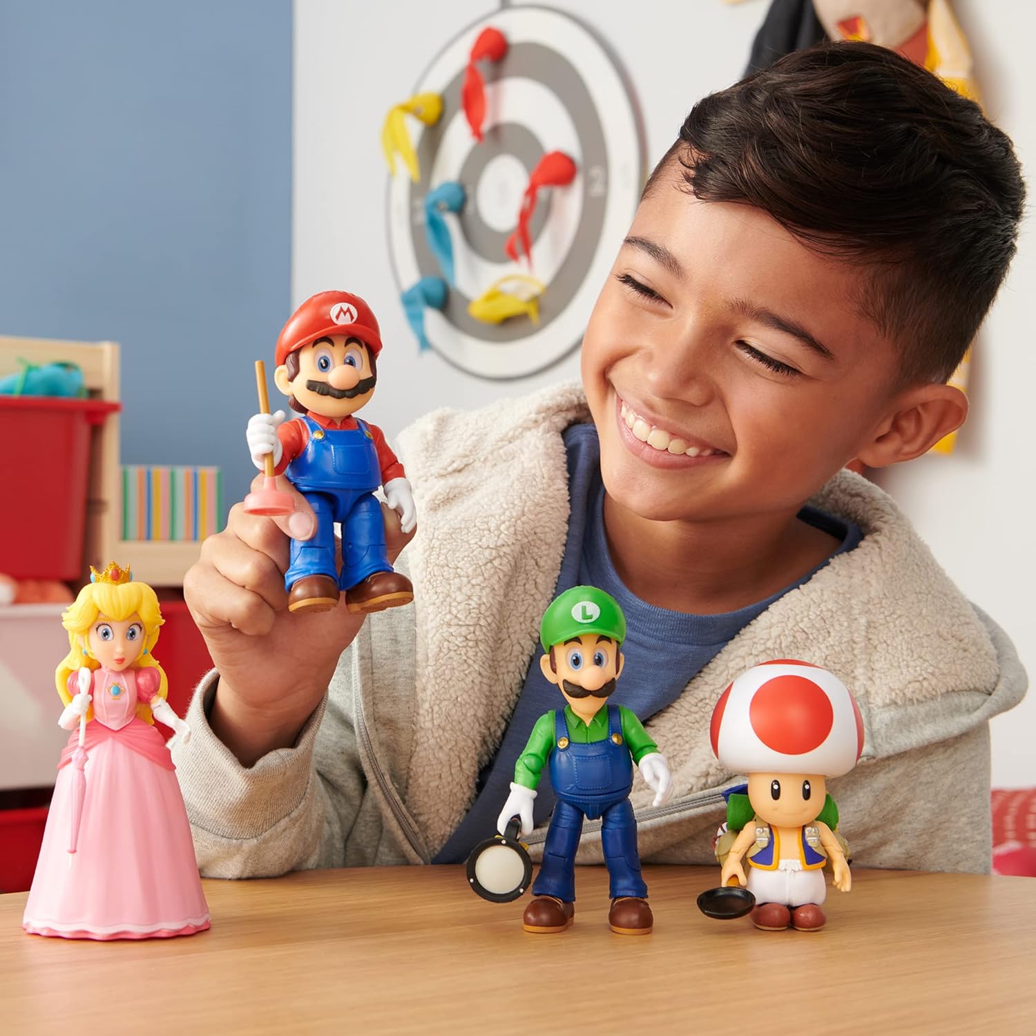 The Super Mario Bros. Movie - 5" Luigi Action Figure with Flashlight Accessory 7