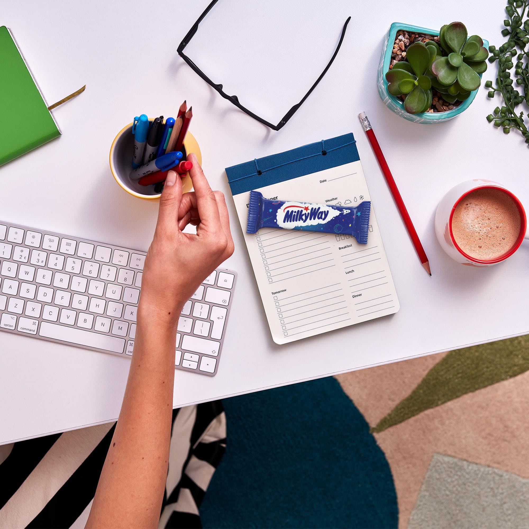 Milky Way - Multipack Milk Chocolate Bars (6 x 21.5g) 10