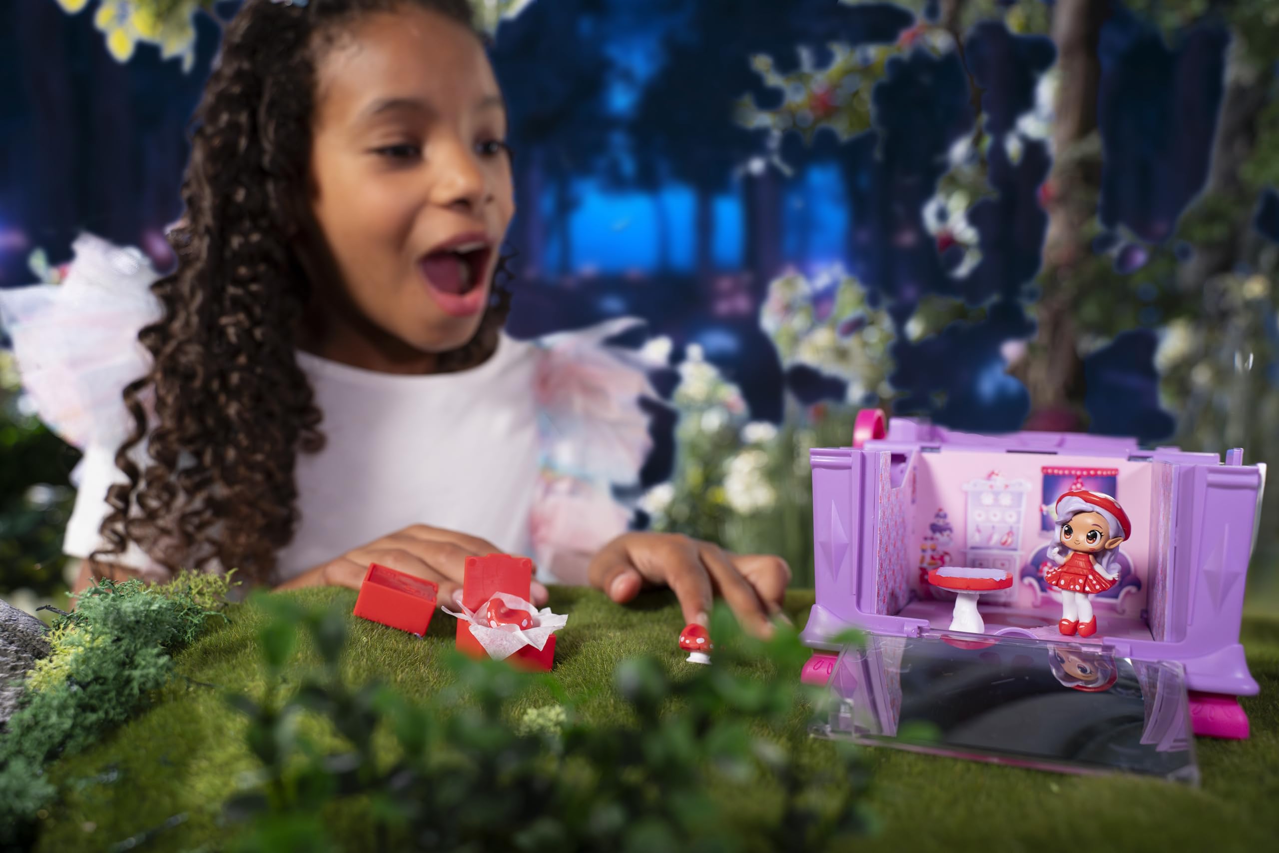 Secret Findees Magic Mailbox - 10+ Surprise Reveals & Mini Playset - Ages 4+ 20