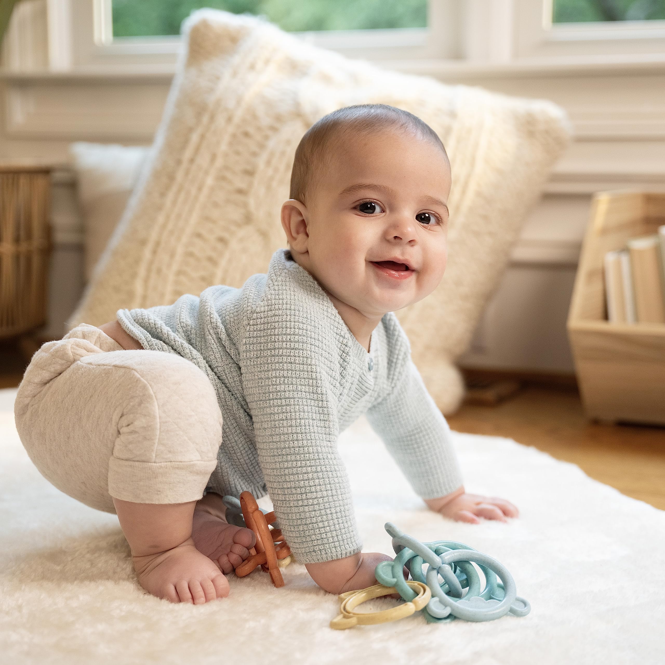 Ingenuity Sheppy's Squad Toy Links for Newborn and Up | 12 Links | Plant-Based Plastic 8