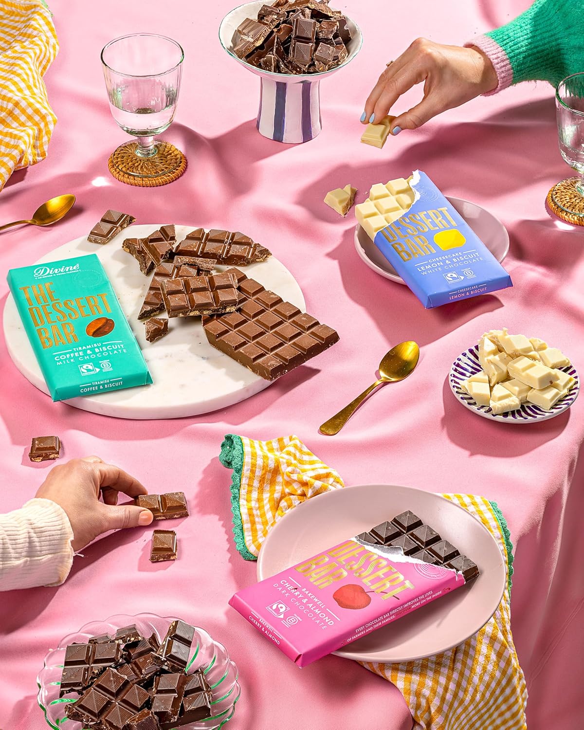 Divine - Dessert Bar 38% Milk Chocolate Tiramisu with Coffee & Biscuit (180g) 7