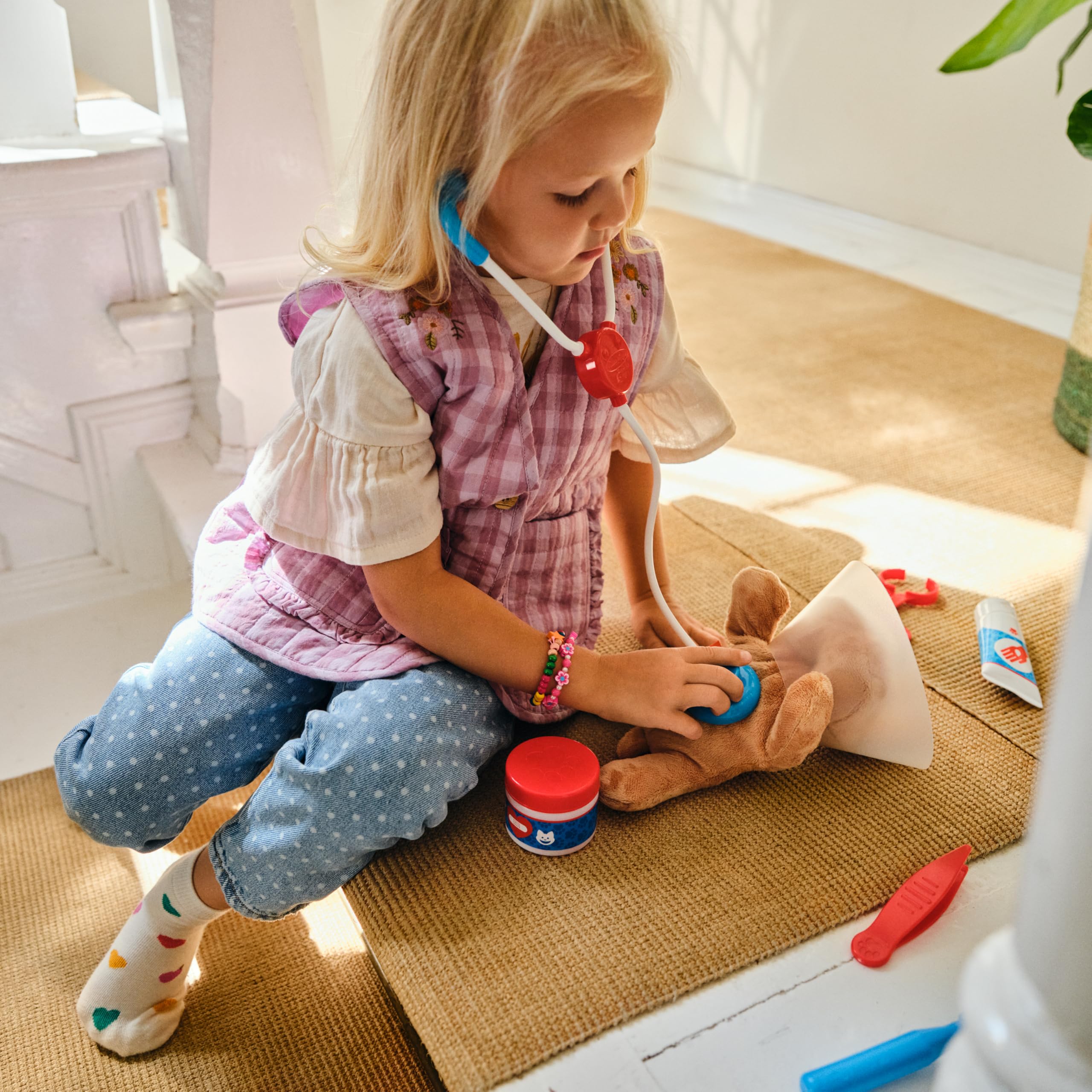 Melissa & Doug Pet Vet Set - Doctor Role Play Toys for Kids Ages 3+ | Includes 24 Tools & Plush Pets 2