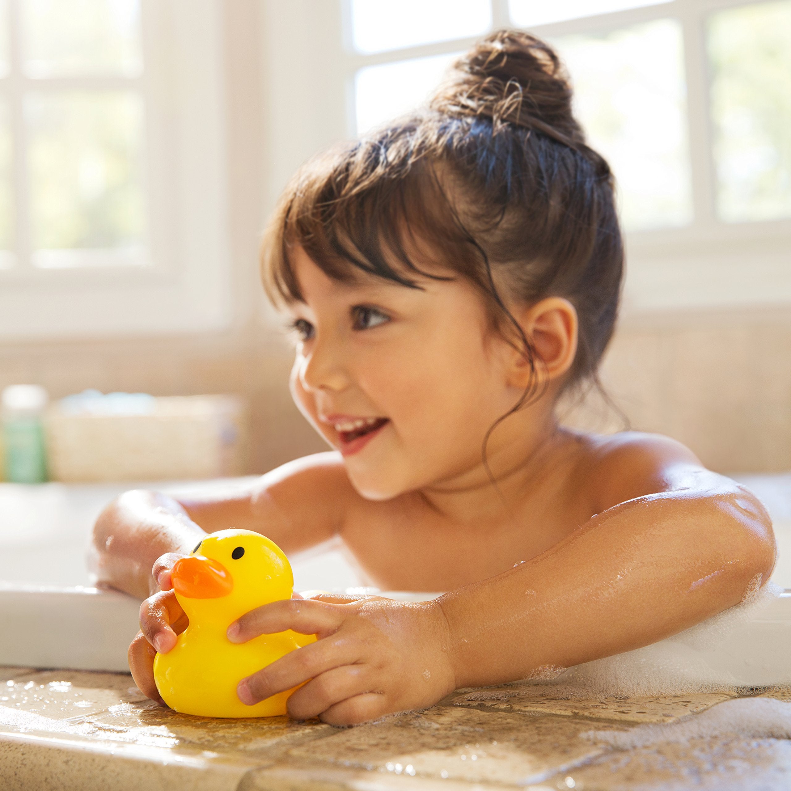 Munchkin White Hot Safety Rubber Bath Duck Toy for Babies or Toddlers | Marker Turns White to Reveal Hot | 1 Pack 5