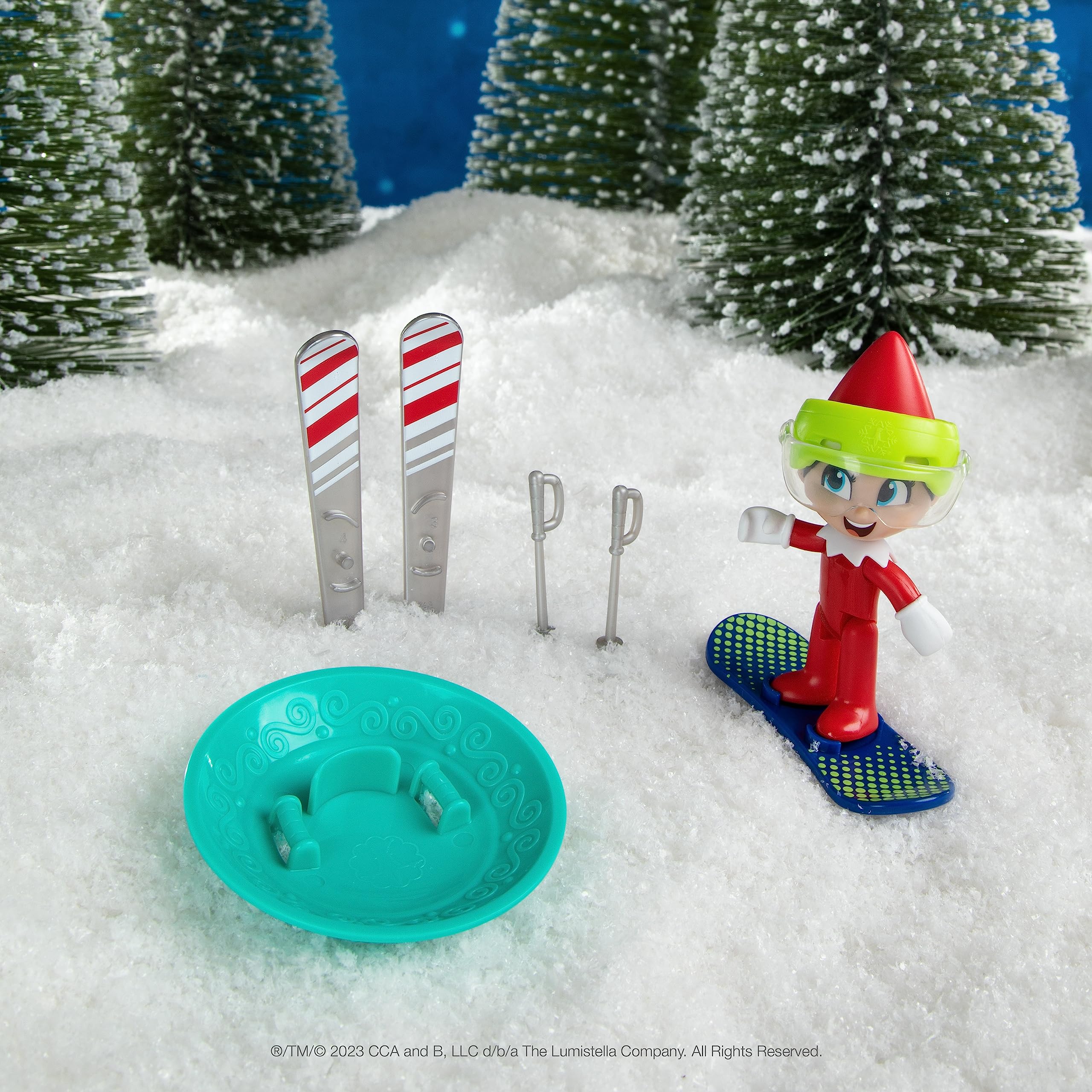 The Elf on the Shelf Snow Sport Edition Action Figure Playset - Ages 3+ 8