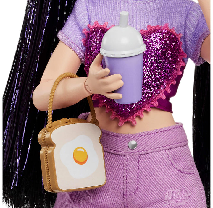 Barbie Dream Besties Renee Doll & Food-Themed Playset - 12-Piece Set with Laptop, Pizza, Smoothie & More