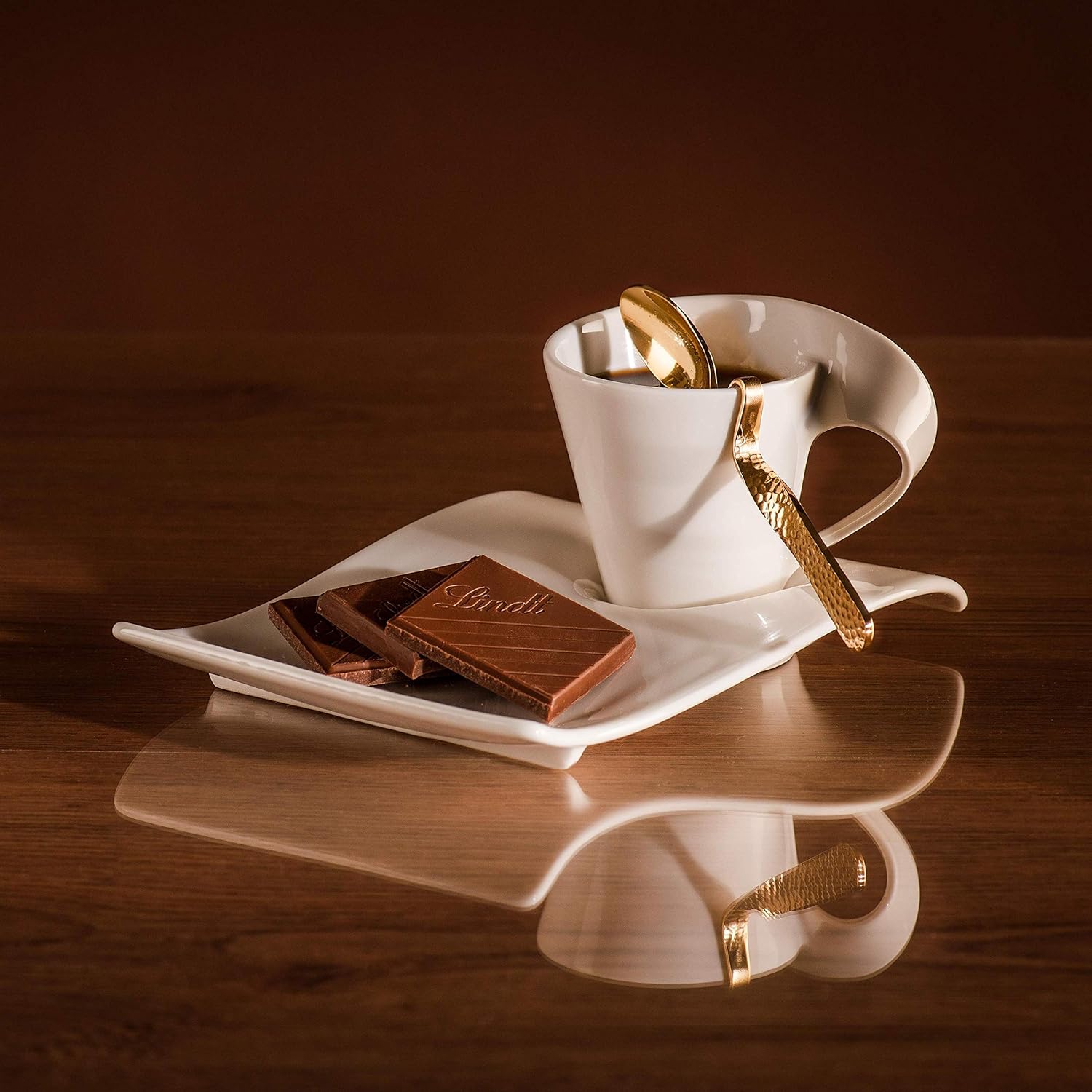 Lindt Excellence Extra Creamy Milk Chocolate Bar, 100g 9