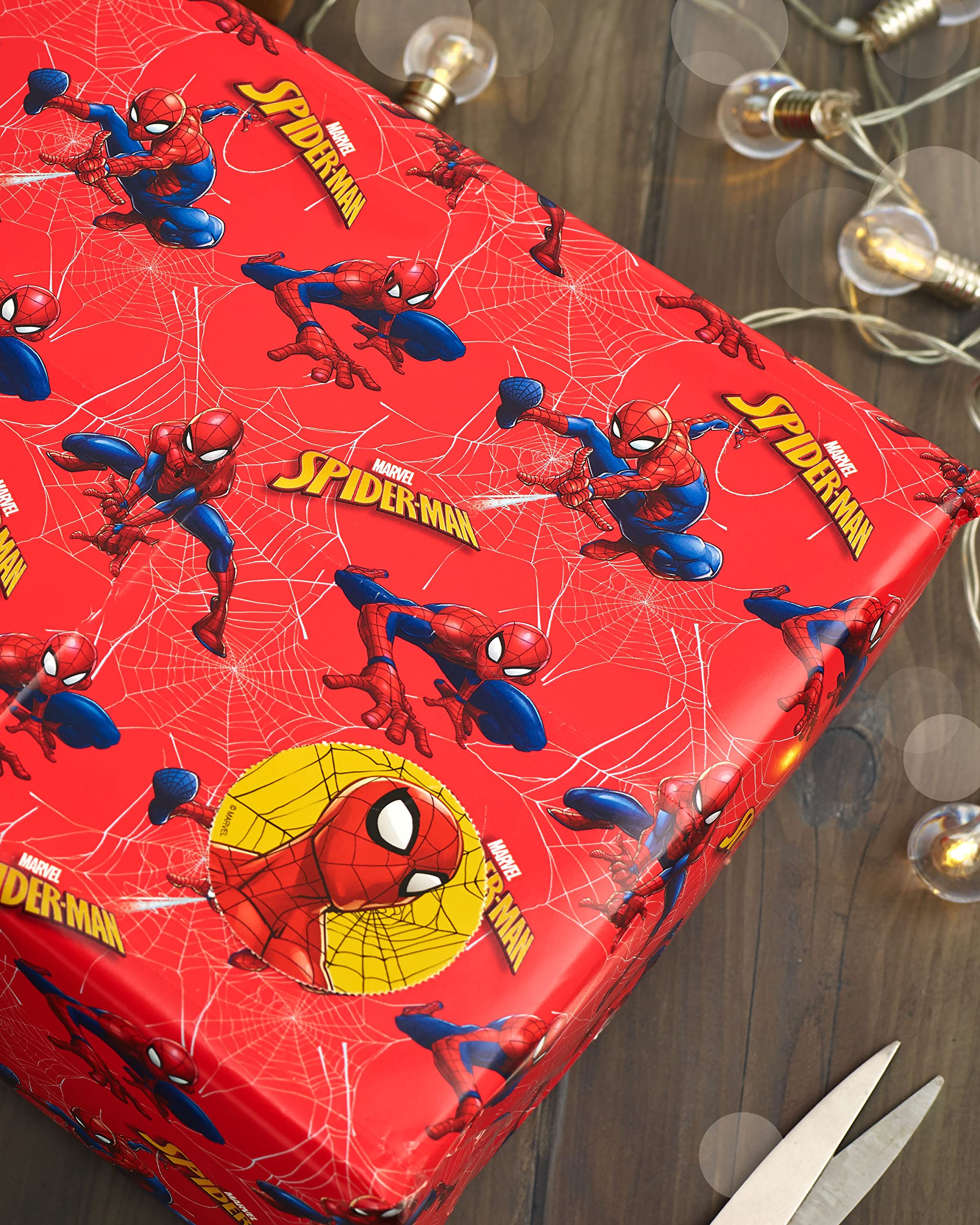 UK Greetings Spider-Man Gift Wrap Pack | 2 Sheets & 2 Tags | FSC Certified Paper