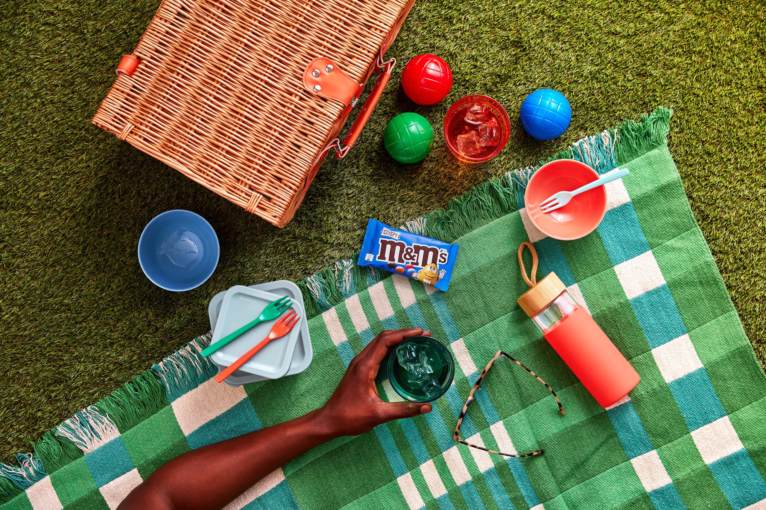 M&M's Crispy Chocolate Bulk Box - 24 Pack Movie Night Snacks, Chocolate Gifts 7