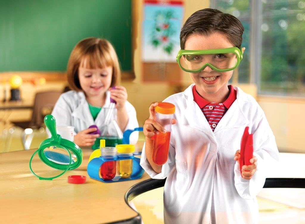 Learning Resources LSP2784-UK Primary Science Set, Hands on Lab Kit for Kids, Easy Follow Activities, Beakers, Magnifying Glass, Funnel, Pipette, 22 Pieces