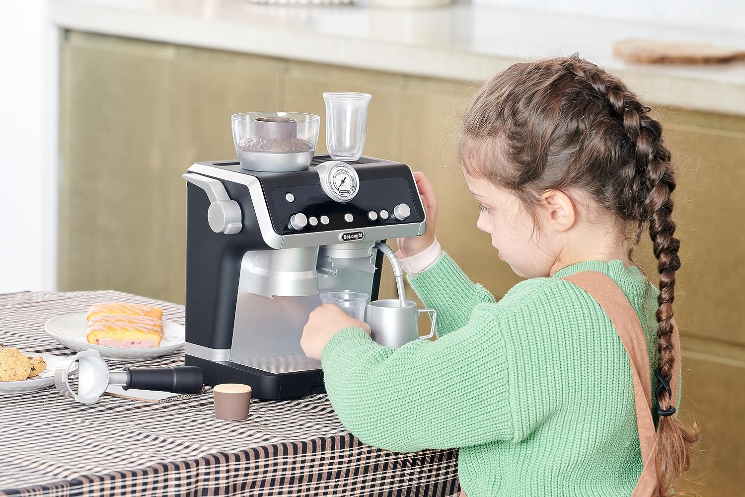 Casdon DeLonghi La Specialista Barista Coffee Machine - Pretend Play Toy for Ages 3+ 6