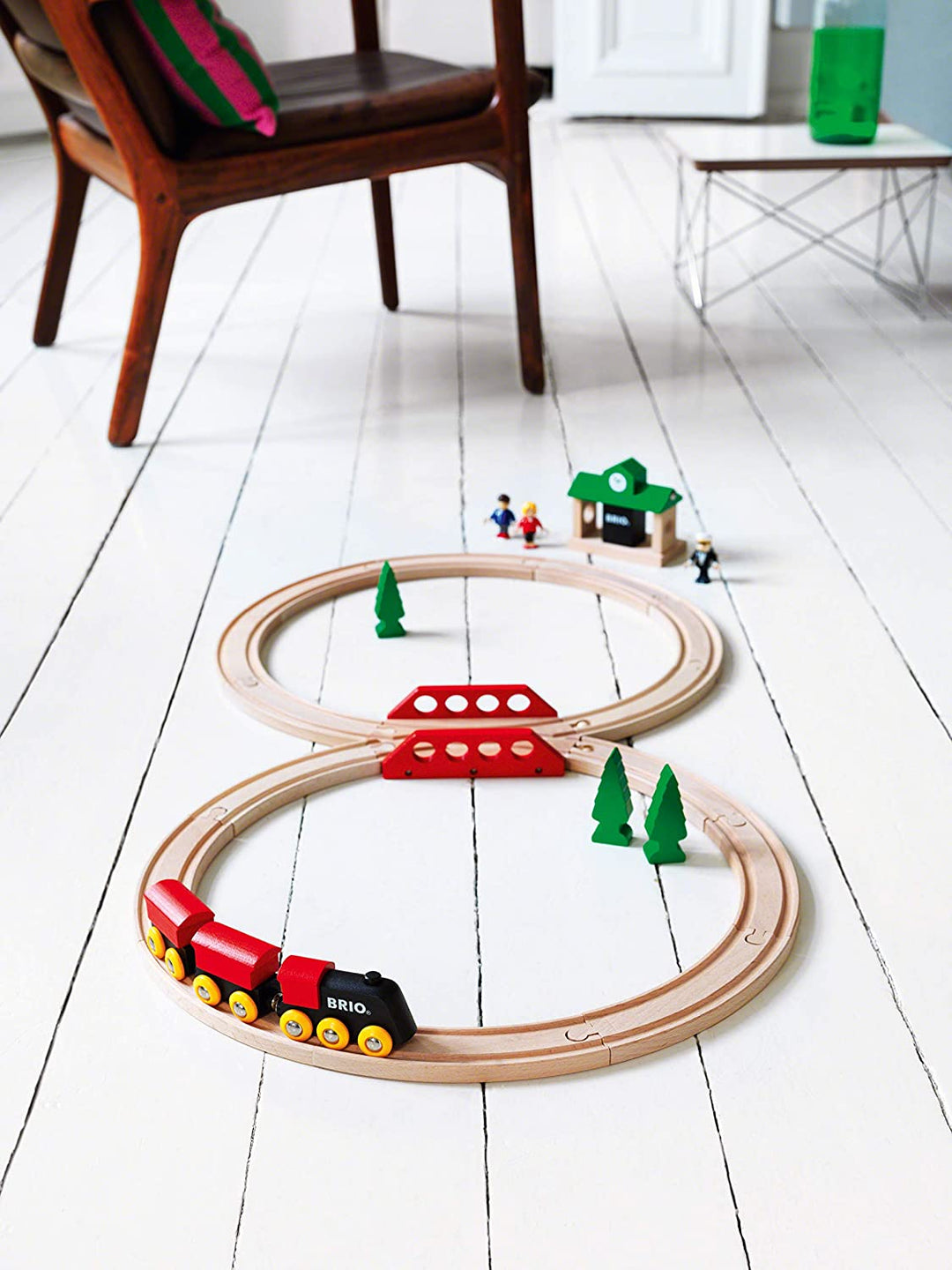 BRIO Classic Figure of 8 Set Train Set Toddler Toy for Kids 2 Years Up - Compatible with all BRIO Railway Sets & Accessories