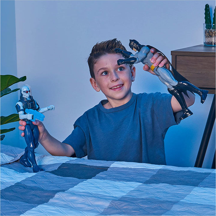 DC Comics, 12-Zoll-Red Hood-Actionfigur, Kinderspielzeug für Jungen und Mädchen ab 3 Jahren