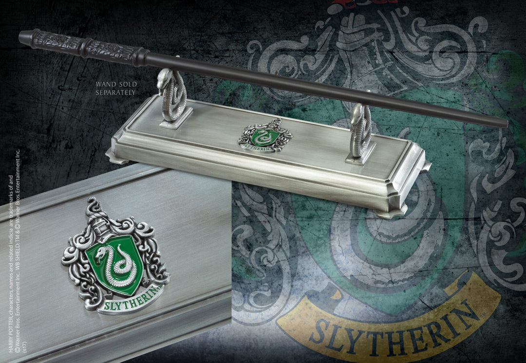 The Noble Collection Harry Potter Slytherin Zauberstabständer – 8 Zoll (20 cm) silberfarbener individueller Zauberstabständer – Harry Potter Filmset Film-Requisiten Zauberstäbe Geschenke